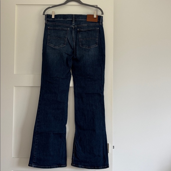 Lucky Jeans Sweet Mid Ride Flare 8/29 - Picture 2 of 7